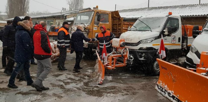 ВУЧЕВИЋ: Град уредно функционише, живот се одвија стандардно